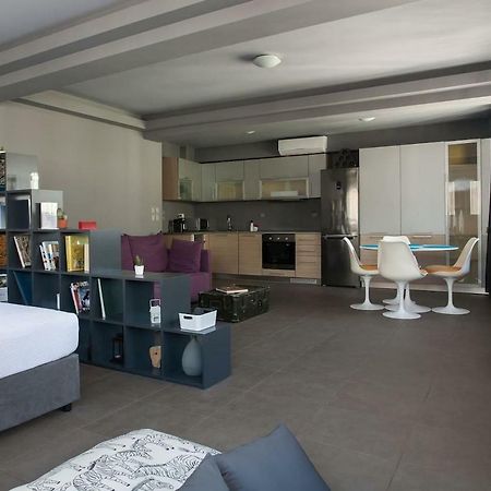 Boutique Apartment In Athens Center Eksteriør billede