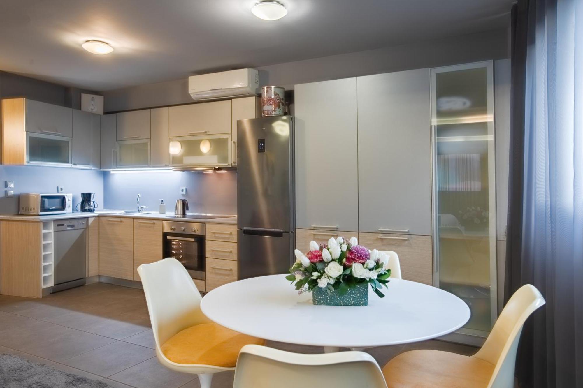 Boutique Apartment In Athens Center Eksteriør billede